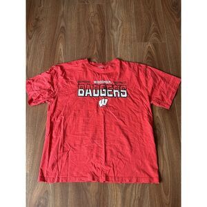 Wisconsin Badgers Pro Edge Knights Apparel Embroidered T-Shirt Red Sz XL